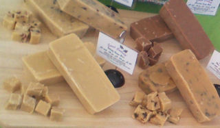 Various kinds of Fudge: Single Malt Whisky, Chocolate, Rum & Raisin, Ginger & Cranberry